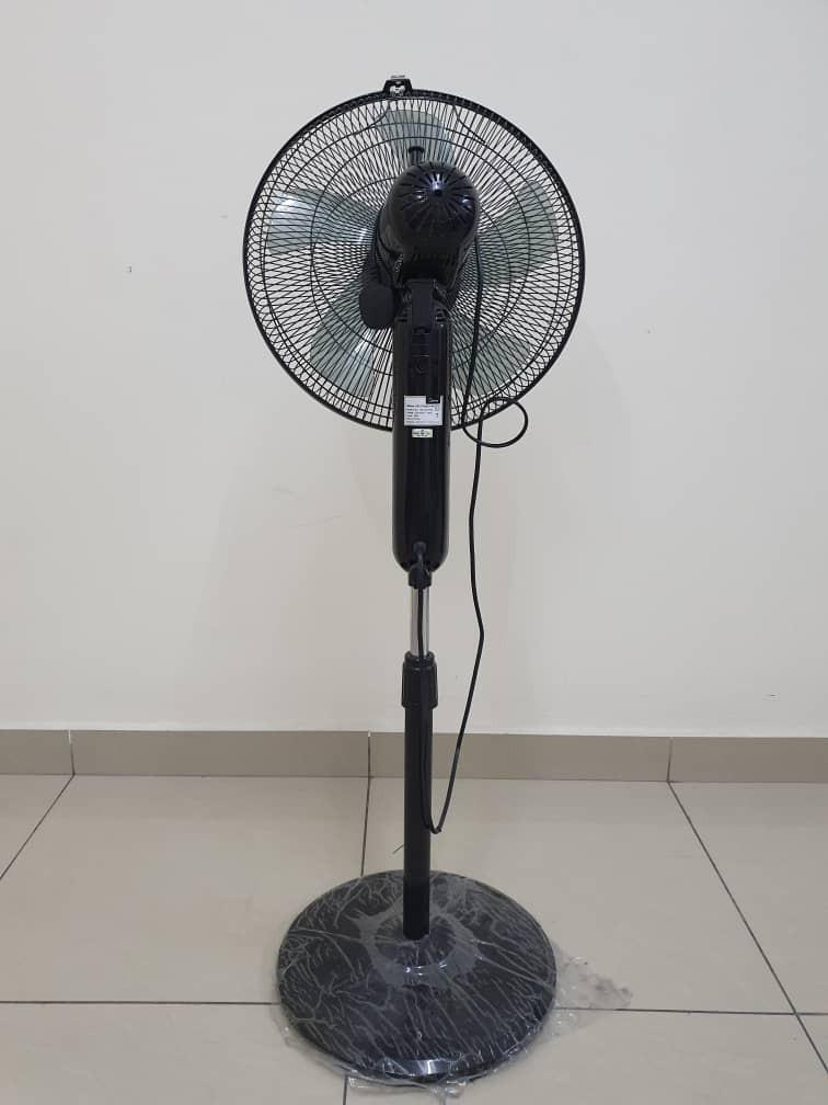 Stand Fan Midea 5 Blades Mf 16fs15f 16 Inch 5 Star Energy Saving Stand Fan With Timer Home Furniture Others On Carousell