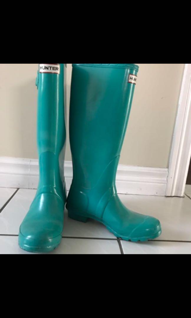 turquoise hunter boots