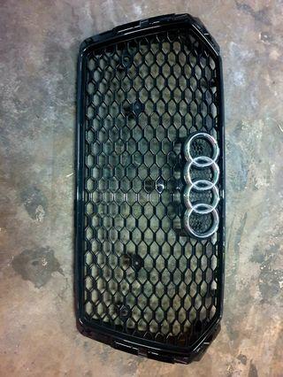 Audi A4 B9 RS4 Honeycomb Front Grille