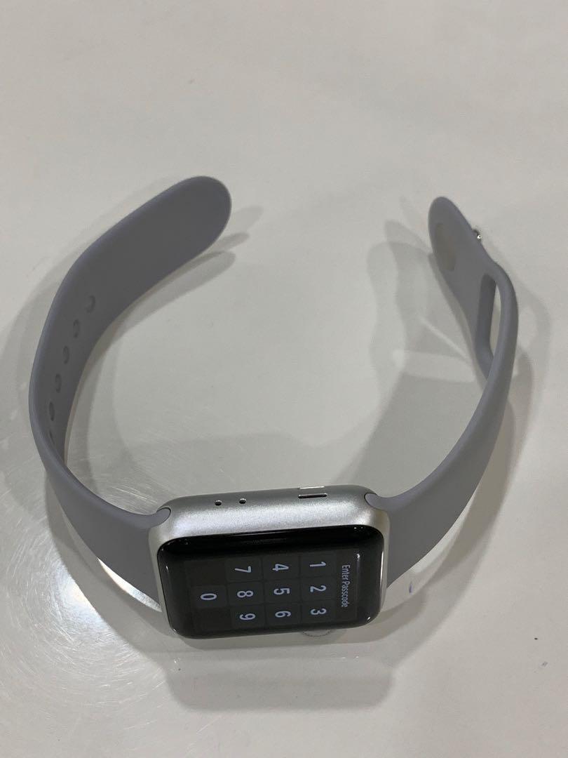 Apple watch series 3 with 38mm online silver aluminum case and fog sport band