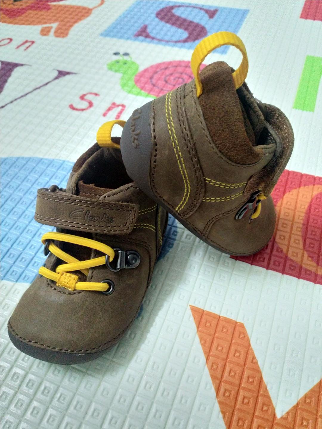 clarks yellow baby shoes