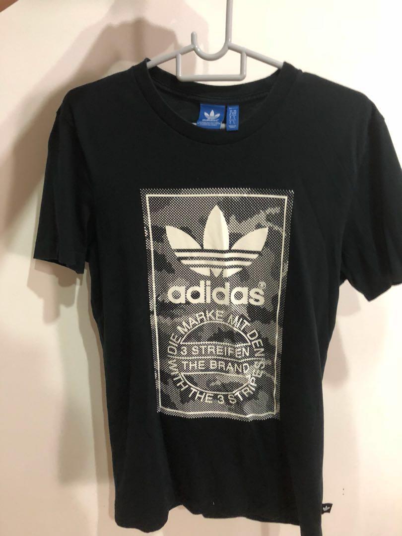 the brand with the 3 stripes t shirt