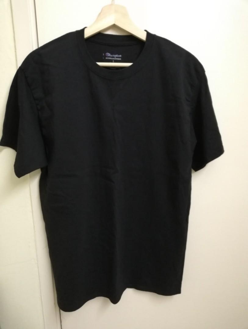 Champion Basic Tee (Black) (Category: Tshirts & Polo Shirts) located in Subang Jaya. Submitted by seller_j (Listing ID 252911282, Image 1). Description: Champion Basic Tee (Black) Size L (tts) Worn once washed once Condition 9.5/10 Rm 50.