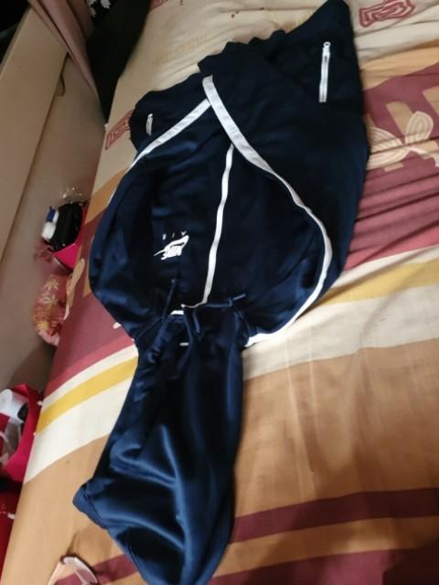 Jacket (Category: Coats, Jackets and Outerwear) located in Singapore. Submitted by cristkek (Listing ID 252910584, Image 4). Description: Size (Top): Intl M / EU 50 / UK 40 / US 40.