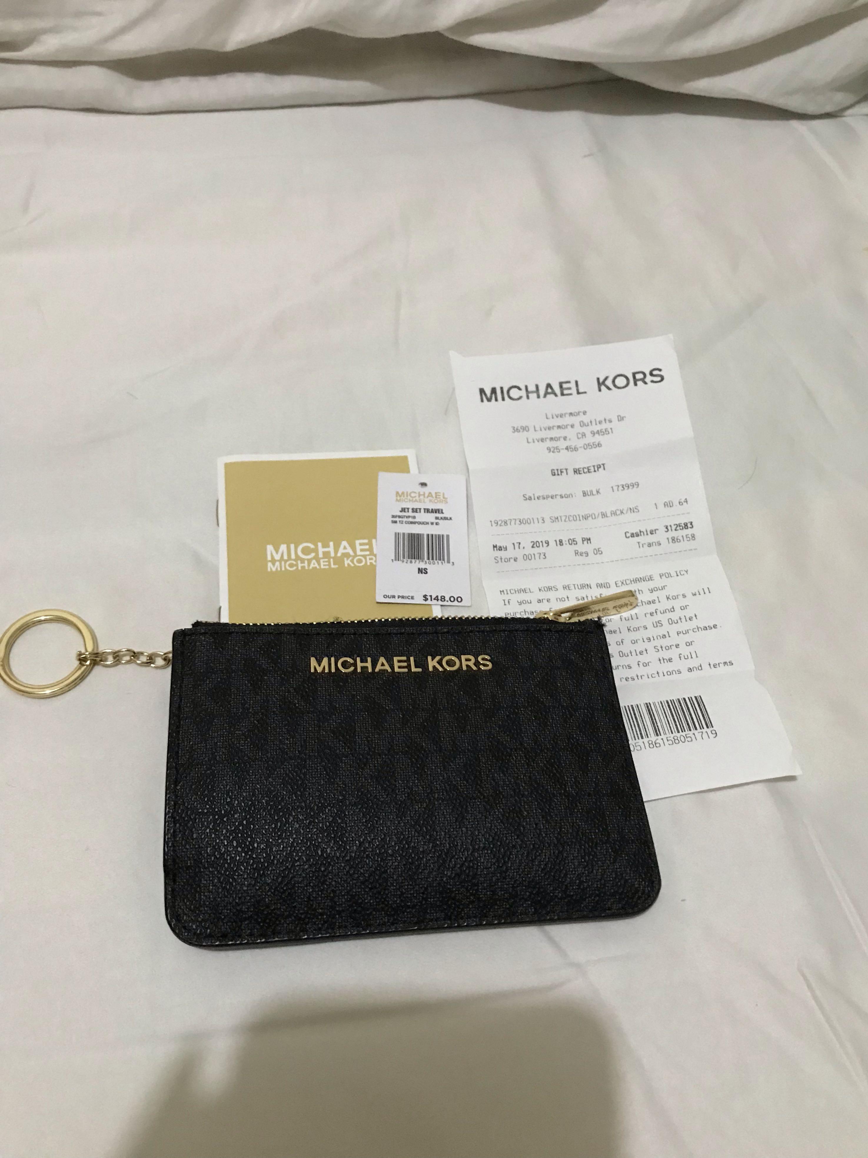 Michael kors ring coin pouch, Women's Fashion, Bags & Wallets, Wallets &  Card holders on Carousell