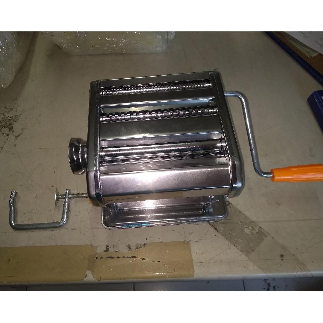 Noodle maker pasta maker noodle cutter (Category: Ice-cream Makers) located in Valenzuela. Submitted by eightlife_trading (Listing ID 252956865, Image 3). Description: OTHER AVAILABLE PRODUCTS: • BBQ Gas Grill Gas /Electric / Smokeless • Deep Fryer Gas / Electric • Hamburger Griddle • Heavy Duty Burner 3 rings • Pressure Cookers • Noodle Cooker • Hotdog Roller • Popcorn Machine • Rotisseries Gas / Electric • Salamander • Egg Sausage Machine Gas /