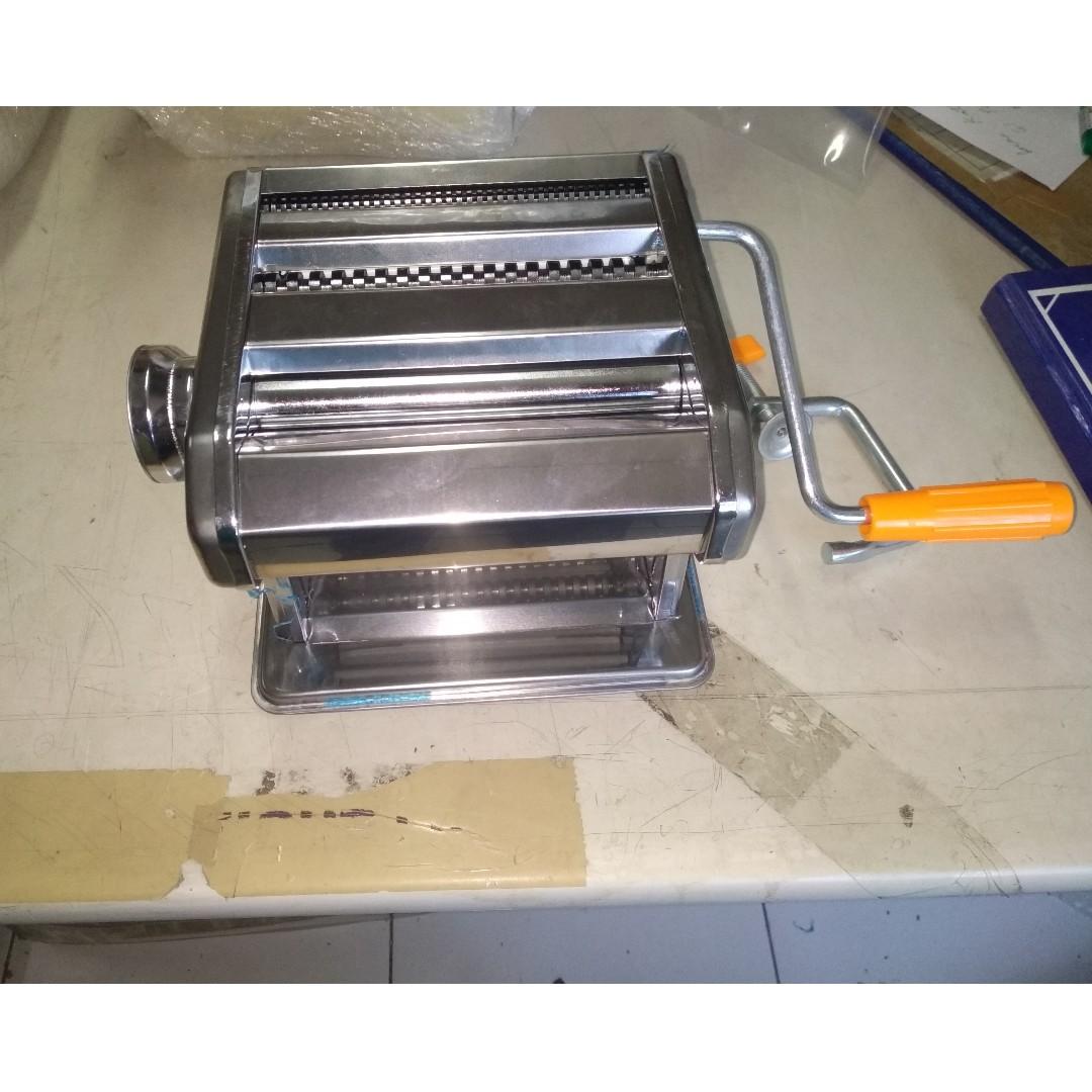 Noodle maker pasta maker noodle cutter (Category: Ice-cream Makers) located in Valenzuela. Submitted by eightlife_trading (Listing ID 252956865, Image 2). Description: OTHER AVAILABLE PRODUCTS: • BBQ Gas Grill Gas /Electric / Smokeless • Deep Fryer Gas / Electric • Hamburger Griddle • Heavy Duty Burner 3 rings • Pressure Cookers • Noodle Cooker • Hotdog Roller • Popcorn Machine • Rotisseries Gas / Electric • Salamander • Egg Sausage Machine Gas /