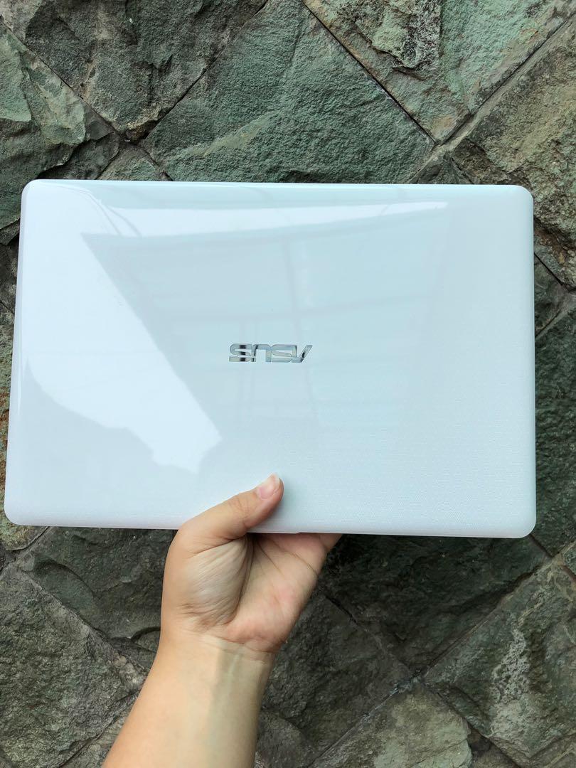 Notebook Asus E203m White On Carousell