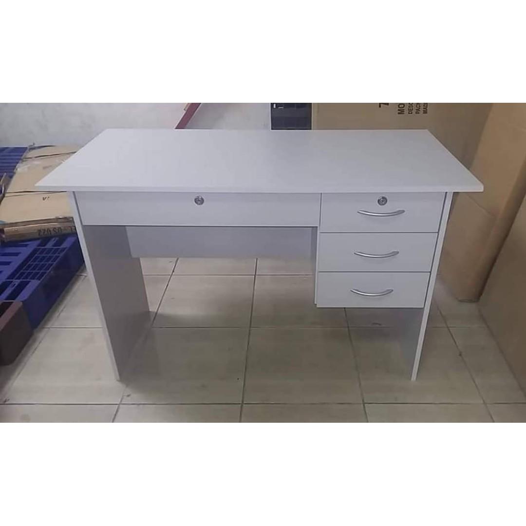 Office table with side and center drawers (Category: Office Furniture & Fixtures) located in Quezon City. Submitted by korix.judyann (Listing ID 252954188, Image 3). Description: Price posted is for posting purposes only! BRANDNEW! BRANDNEW! BRANDNEW! 📌 Negotiable Price and High Quality Condition. 📌 Free 3D Layout and Free Site Visit 📌 Free Installation and Delivery within Metro Manila. 📌 For inquiry and pricelist with complete details please