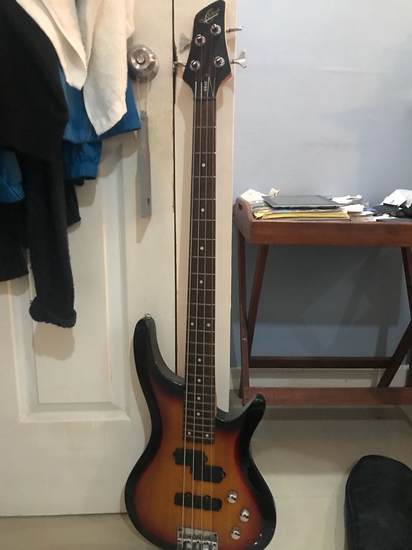 Oscar schmidt by washburn store bass guitar