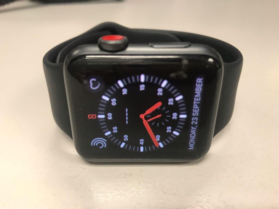 Pre Loved Apple Watch Series 3 42mm Gps Cellular Electronics Others On Carousell