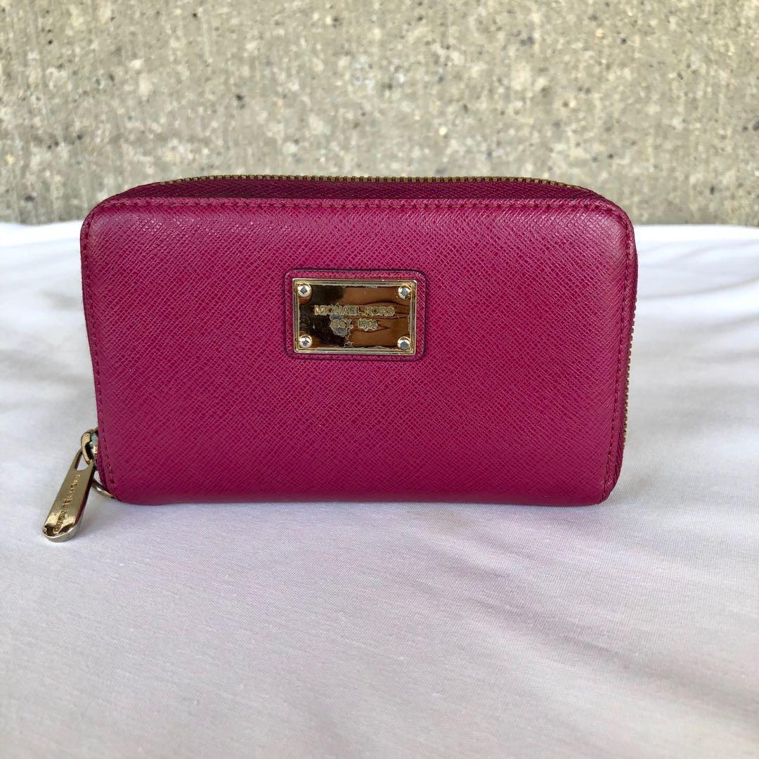 Michael Kors Red Long Wallet, Women's Fashion, Bags & Wallets, Wallets &  Card holders on Carousell