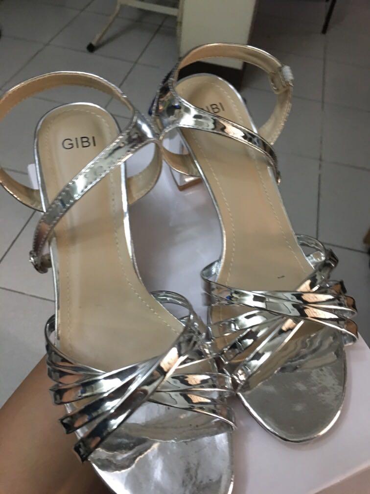 Silver formal shoes, Women's Fashion 
