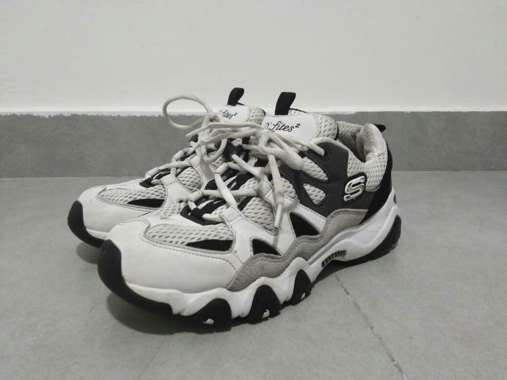 skechers exo red velvet