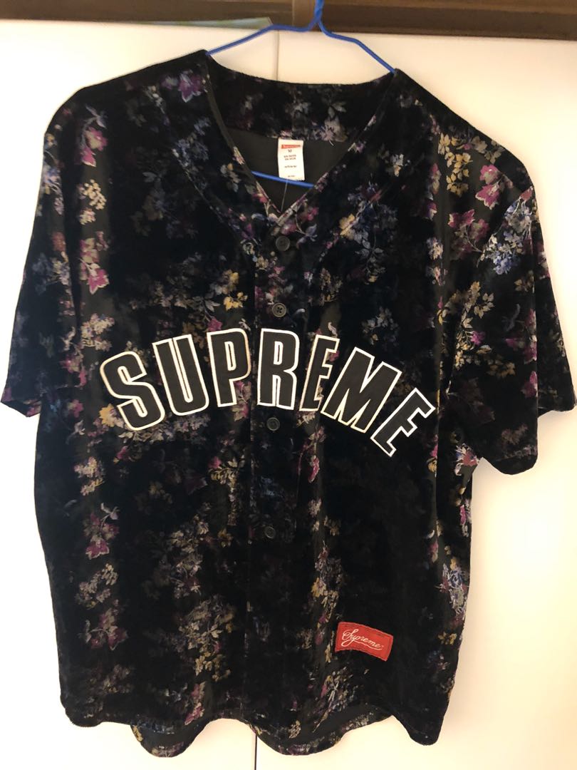 Supreme Floral Velour Baseball Jersey, 男裝, 外套及戶外衣服- Carousell