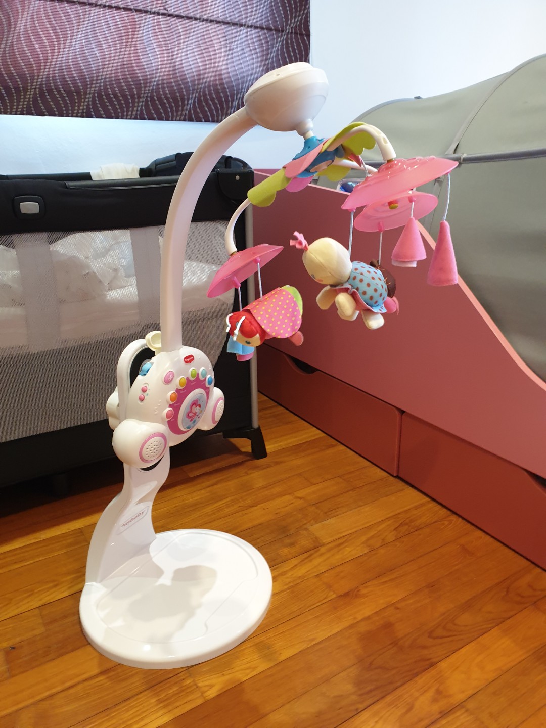 Floor baby hot sale mobile