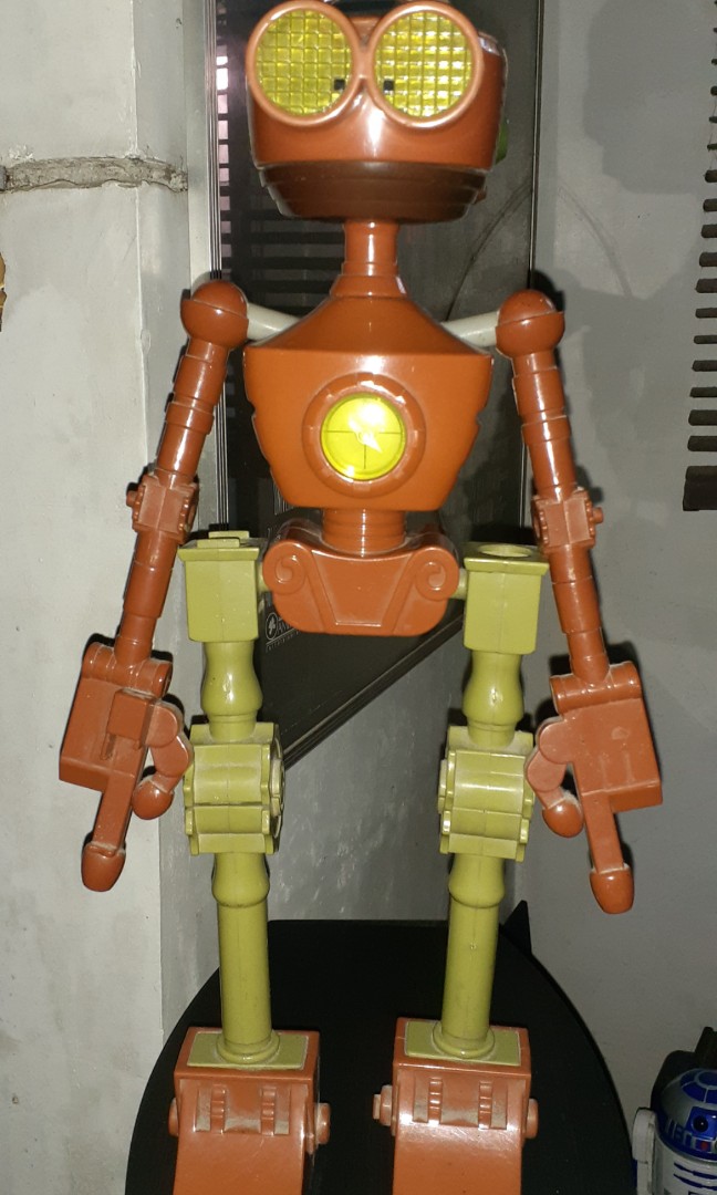 happy meal robot