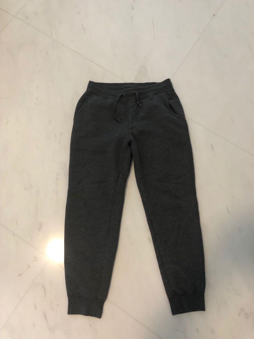 uniqlo jogging bottoms