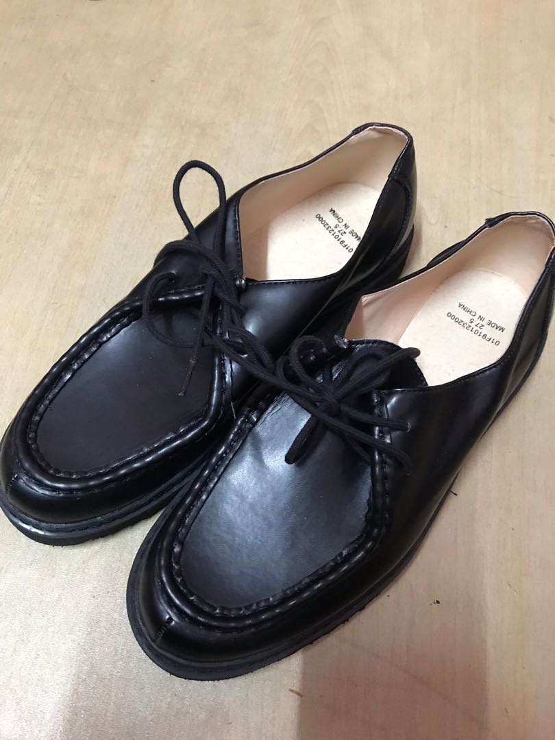 USED Uniqlo derby shoes  formal shoes uk8 Mens Fashion Footwear Dress  shoes on Carousell