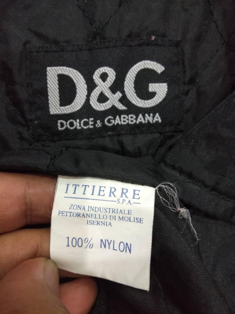 Vintage Dolce & Gabbana Big Spellout Coach Jacket, Men's Fashion, Coats,  Jackets and Outerwear on Carousell