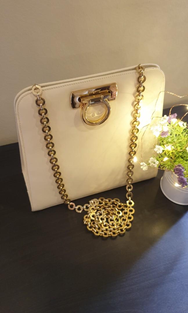 Salvatore Ferragamo Vintage Gancini Plate Chain Bag Luxury Bags