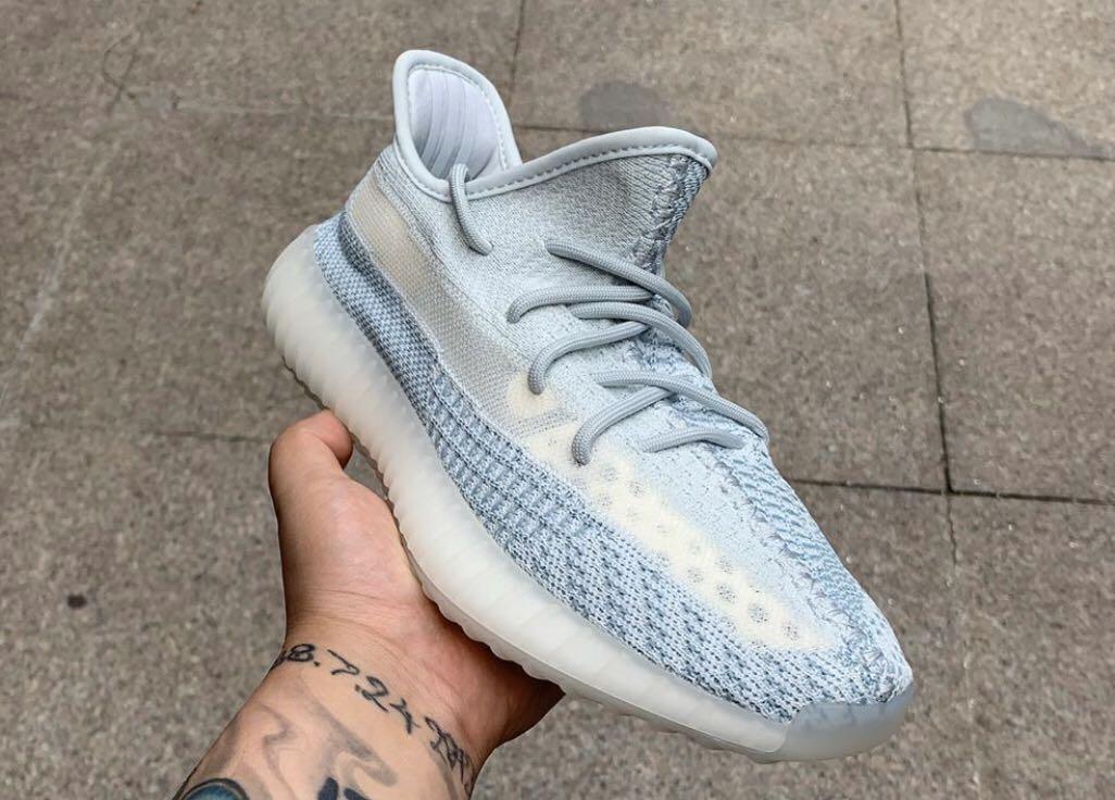 yeezy boost 350 v2 cloud white