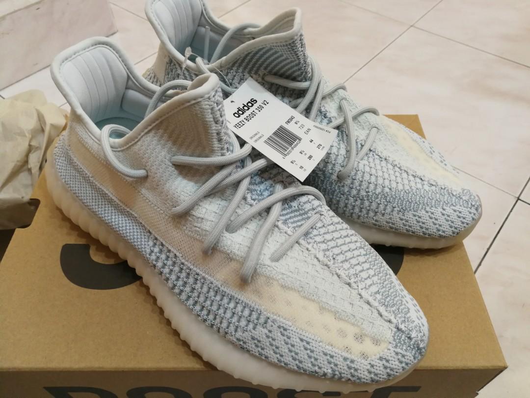 Yeezy Boost 350v2 Cloud white Uk in Bonnington Edinburgh