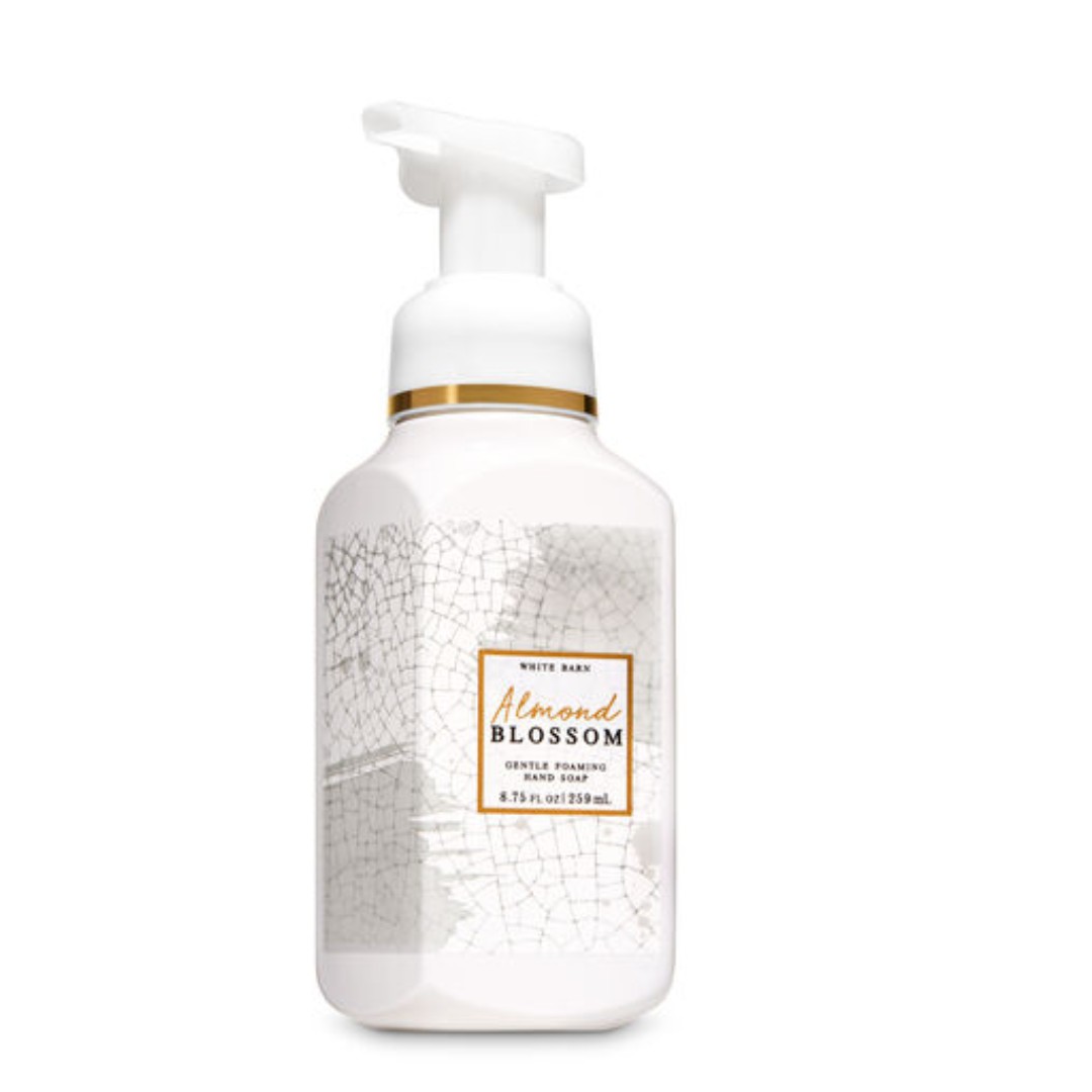 Bn Bath Body Works Almond Blossom Gentle Foaming Hand Soap 259ml Beauty Personal Care Bath Body Body Care On Carousell