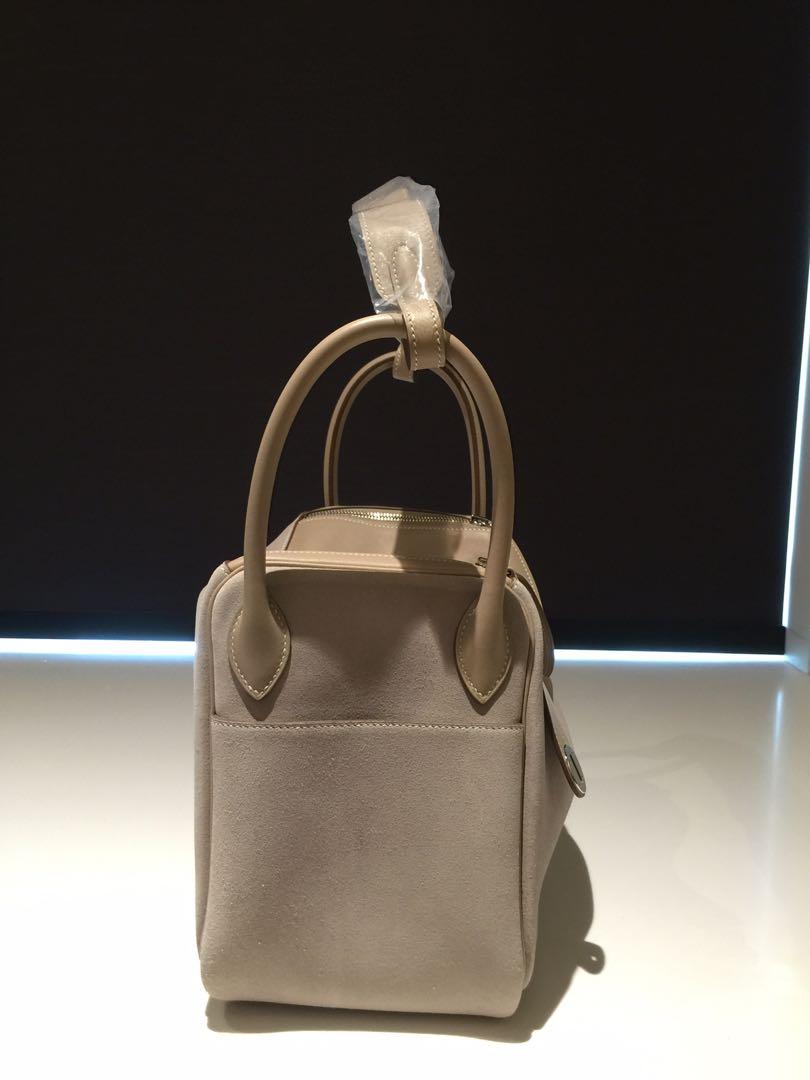 🥰 Gris Asphalt Birkin 25 in Taurillon Novillo leather with Gold hardware.  💖 A classic Birkin that is a perfect match for everyday outfits and  elegant, By Ginza Xiaoma