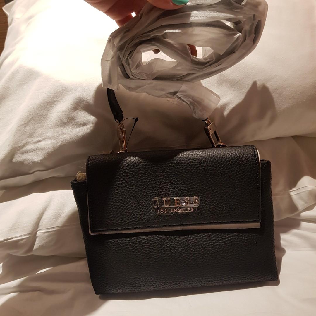 BRAND NEW 2019 GUESS Sling bag