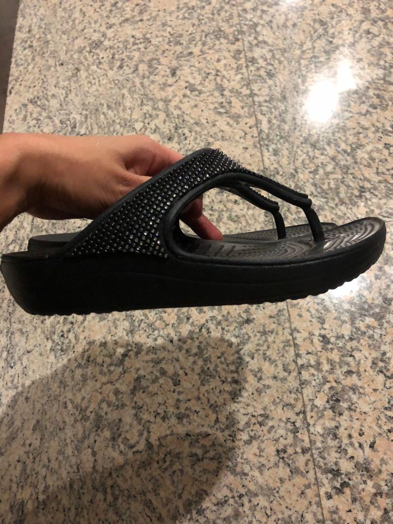 Crocs fitflop online