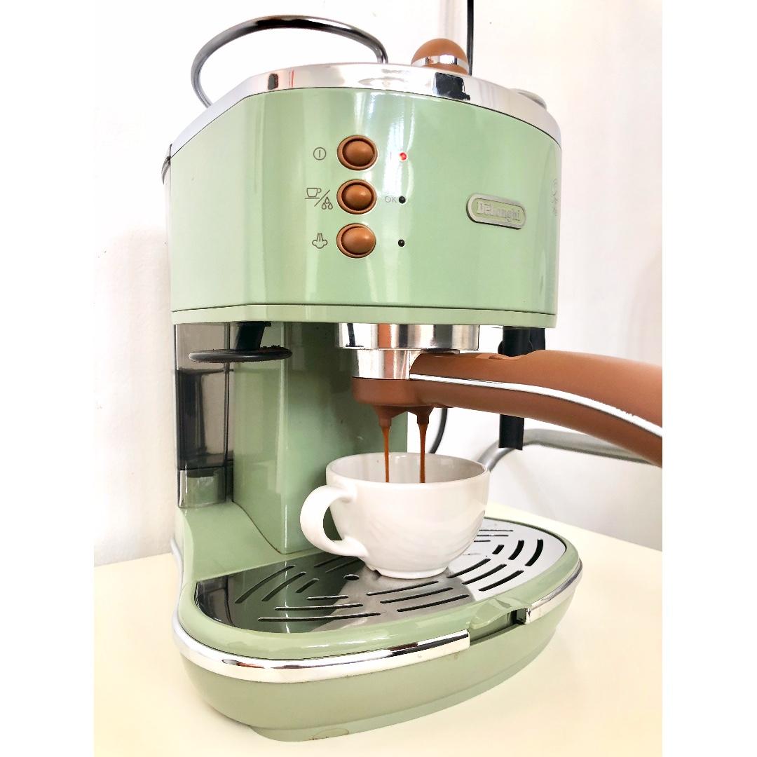Delonghi ECOV311 ICONA Vintage Stylish Pump Espresso Machine with an  Advanced Technology - 220-240 Volt 500 Hz - To Use Outside North America -  World Import