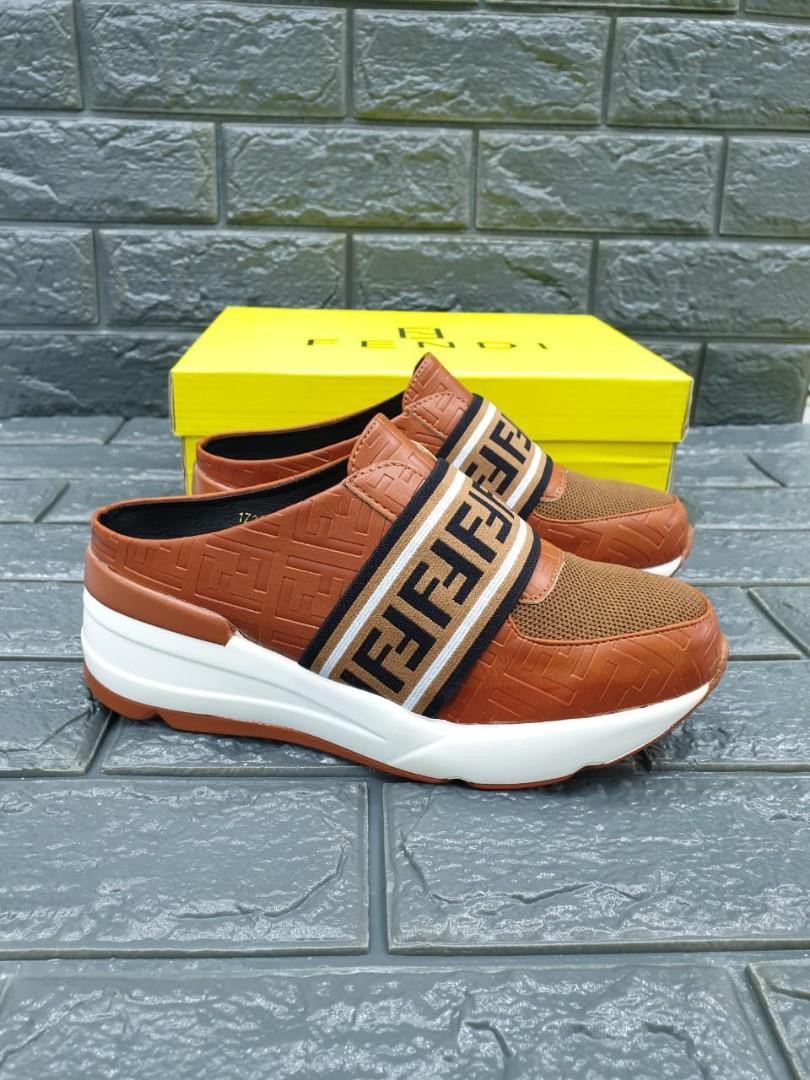 Fendi, Fesyen Wanita, Sepatu di Carousell