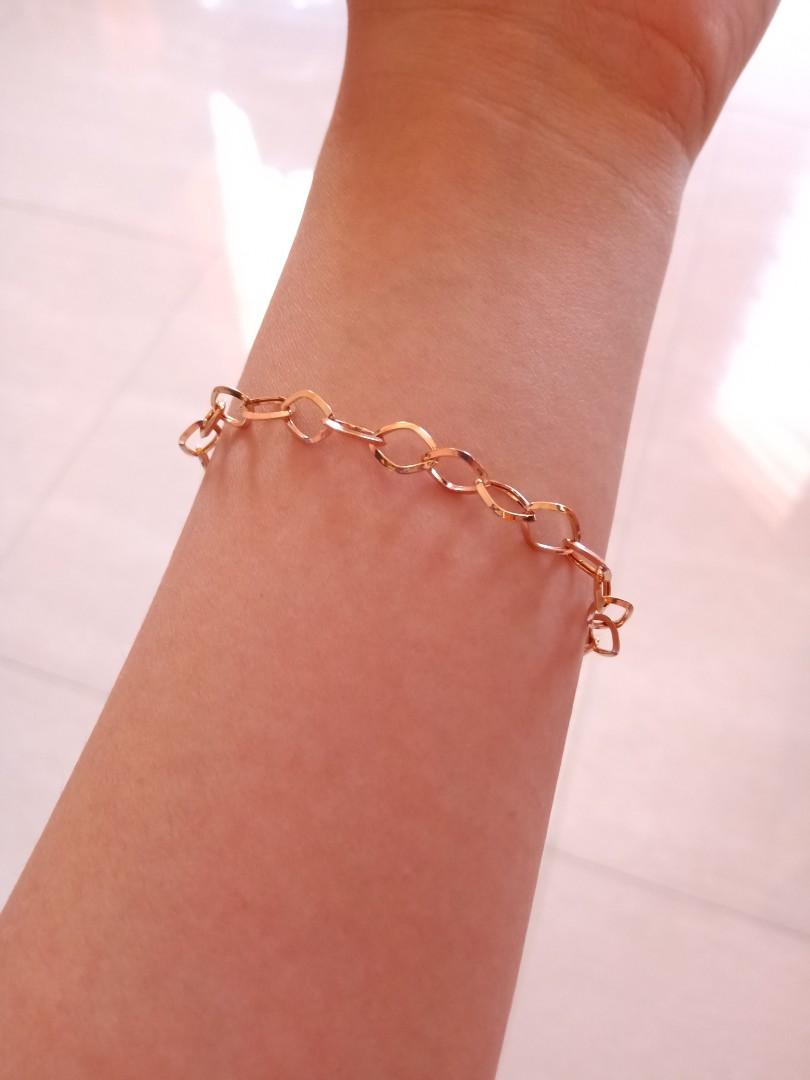 Jual Gelang Tangan Emas Kuning Model Rantai Emas Kadar 375 Ubs Gold Jakarta Barat Tokomasnagakembar Tokopedia