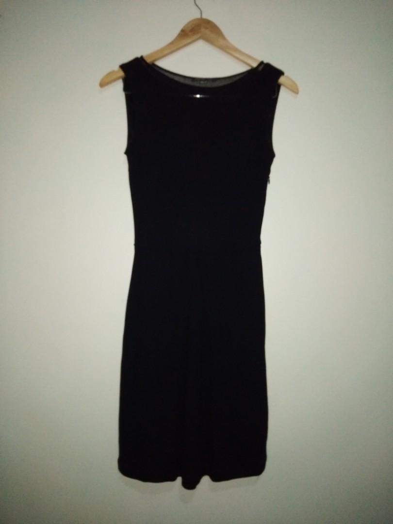 Mango Dress Black (Category: Dresses) located in Las Pinas. Submitted by kdth_ (Listing ID 253194302, Image 1). Description: Mango Black Dress Made in Morocco Size: EUR S, US XS Black with see through vneck sf within MM: Php 40.