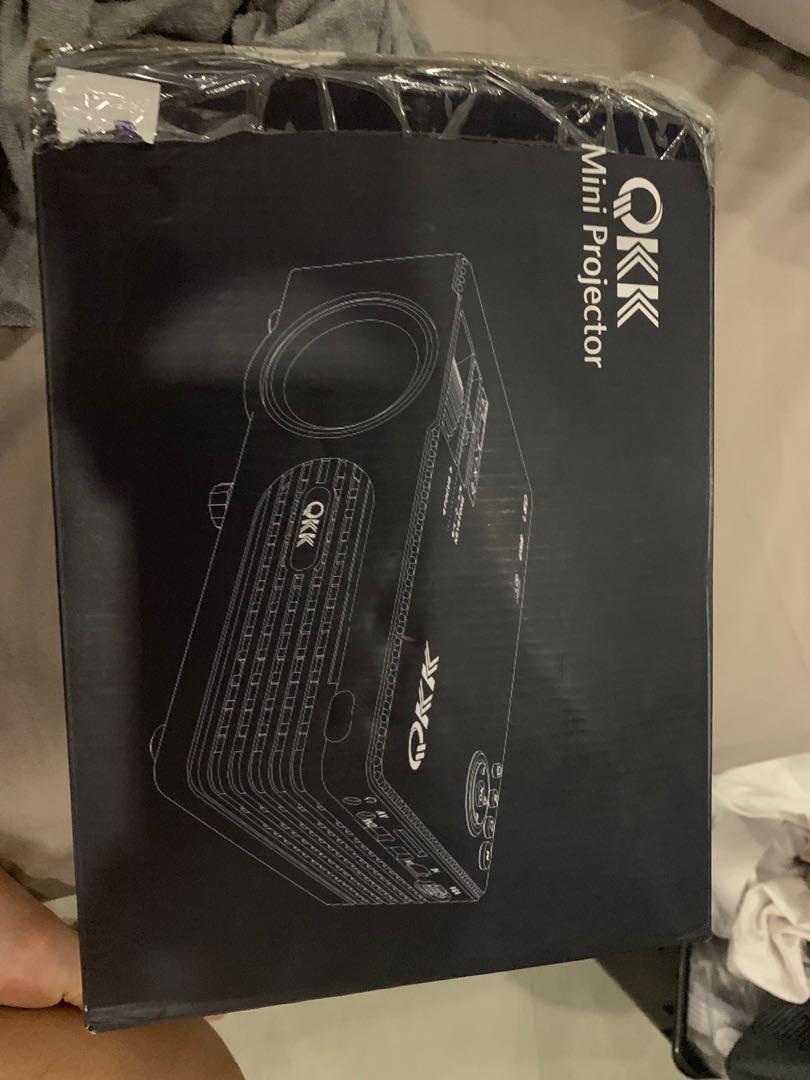 Mini projector (Category: Projectors) located in Singapore. Submitted by davidchlim (Listing ID 253191549, Image 1). Description: .