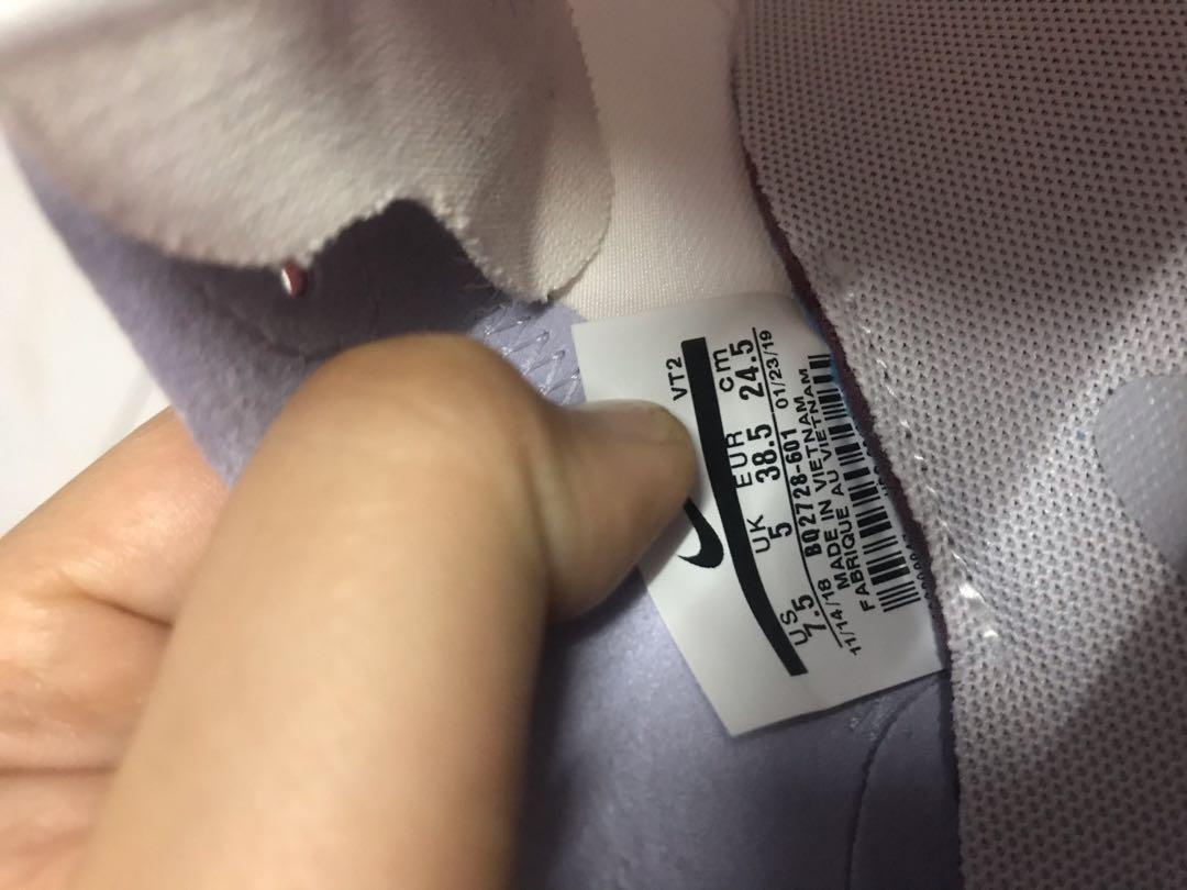 Nike react (Category: Sneakers) located in Kuala Lumpur. Submitted by friedchickenbabe (Listing ID 253212263, Image 2). Description: Bought it a few days ago, used it twice but i got bored. .
