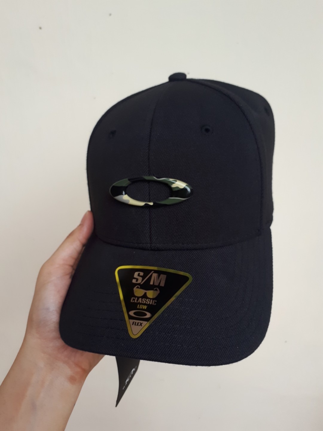 oakley tin can mexico cap