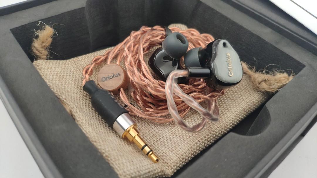 Oriolus FORSTENI with PW audio cable 全新原裝灰黃鸝連發燒PWaudio線