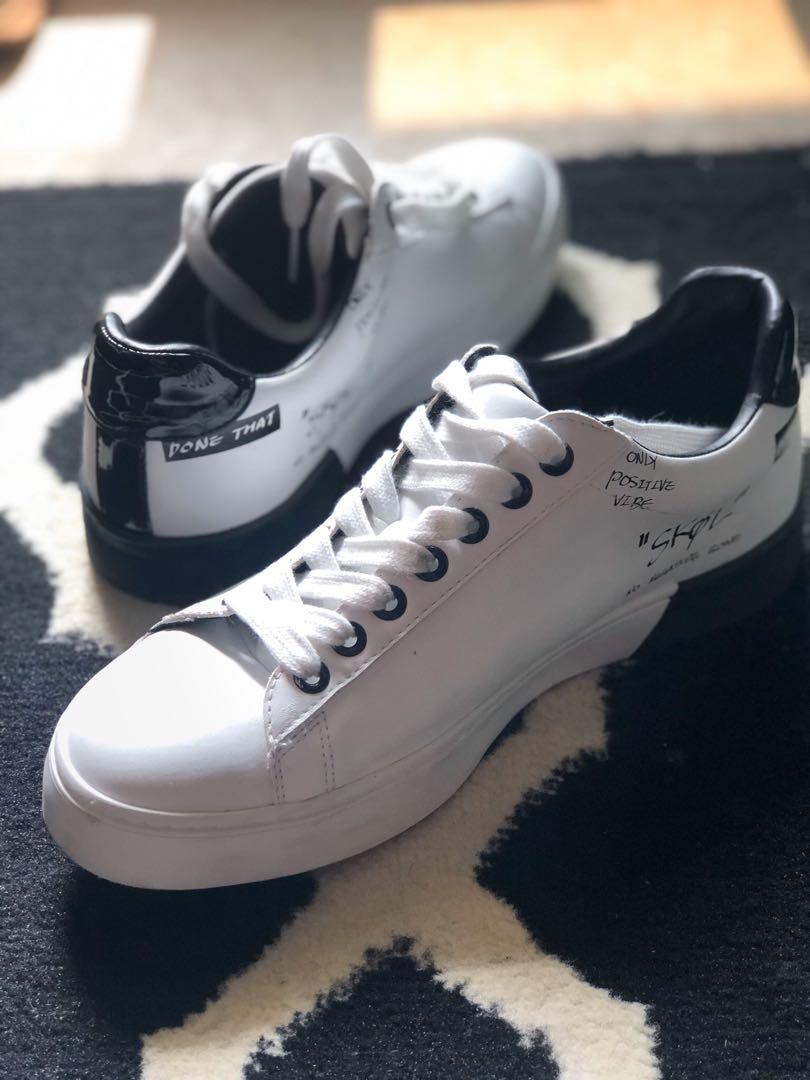 Sepatu Sneaker Putih White Zara Pria Laki Laki Baru New Fesyen Pria Sepatu Sneakers Di Carousell