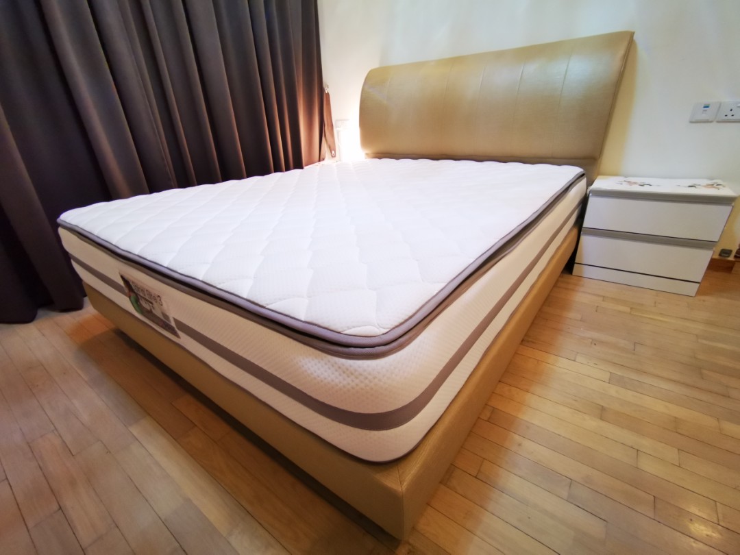 slumberland queen mattress price