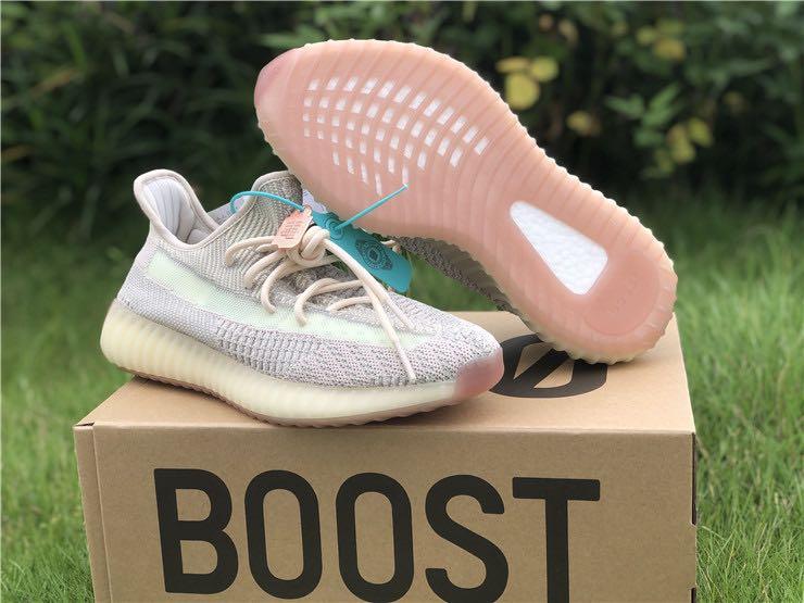 yeezy 350v2 citrin