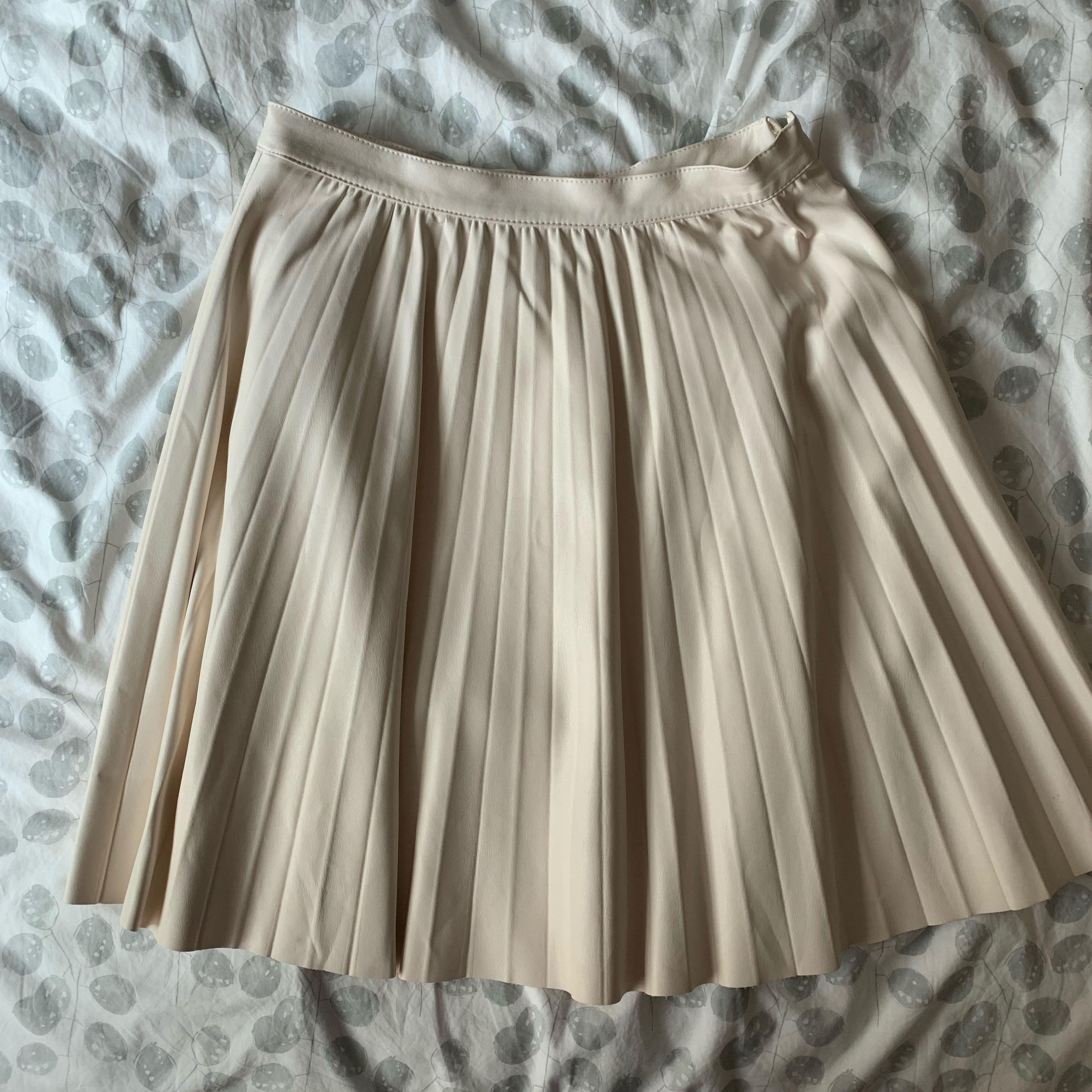 cream pleated skirt zara