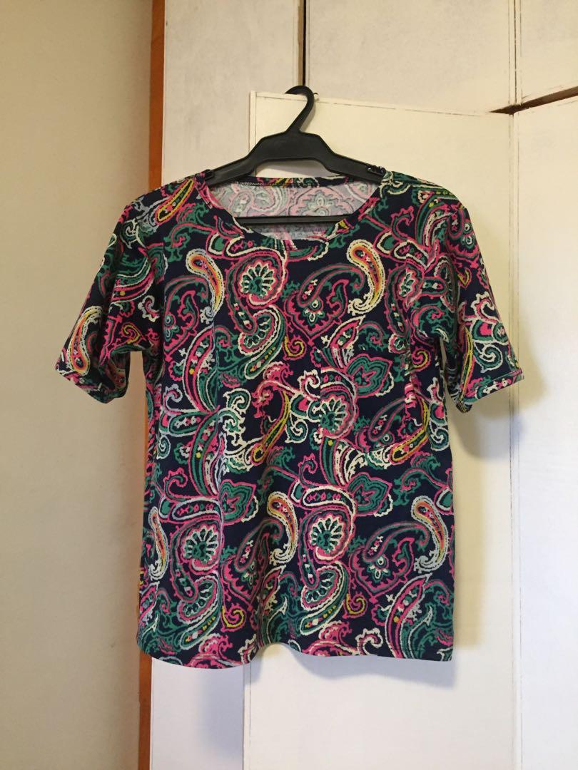 Aztec-ish Blouse (Category: Blouses) located in Marikina City. Submitted by imjasdee (Listing ID 253353462, Image 1). Description: Makapal tela Size: M - XL Stretchable.