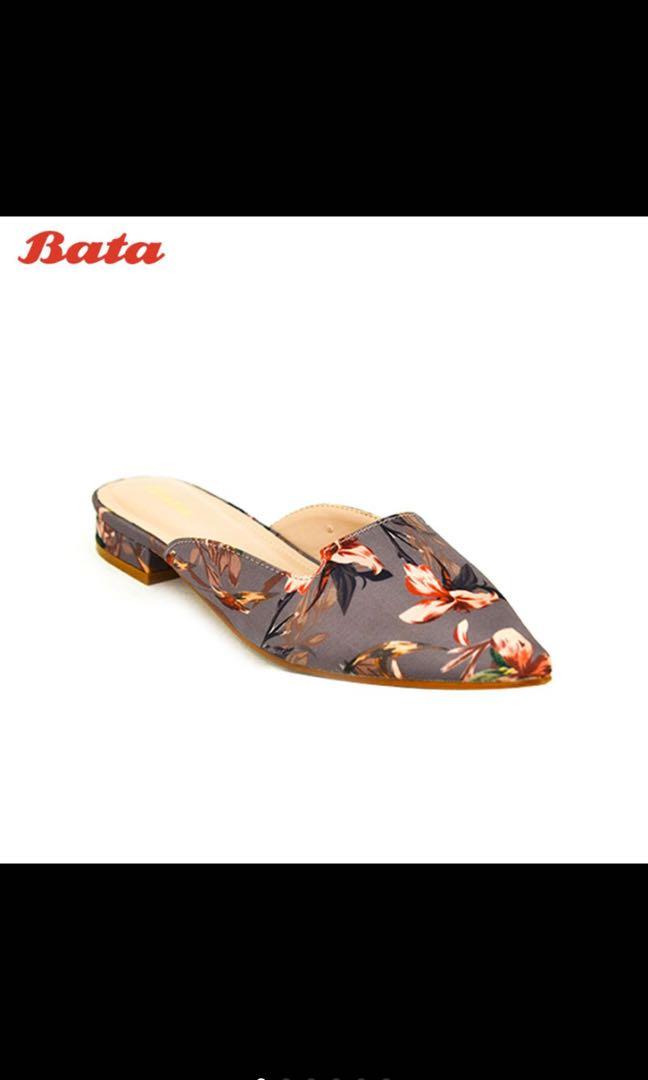 bata flat shoes