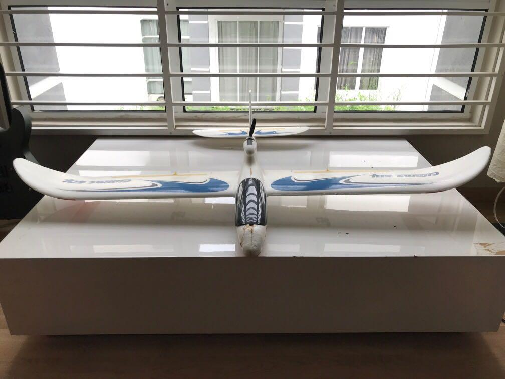 Clouds Fly RC Plane