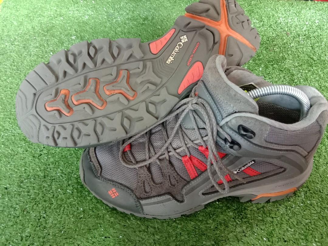 Columbia Hiking Shoes Sports Athletic Sports Clothing On Carousell