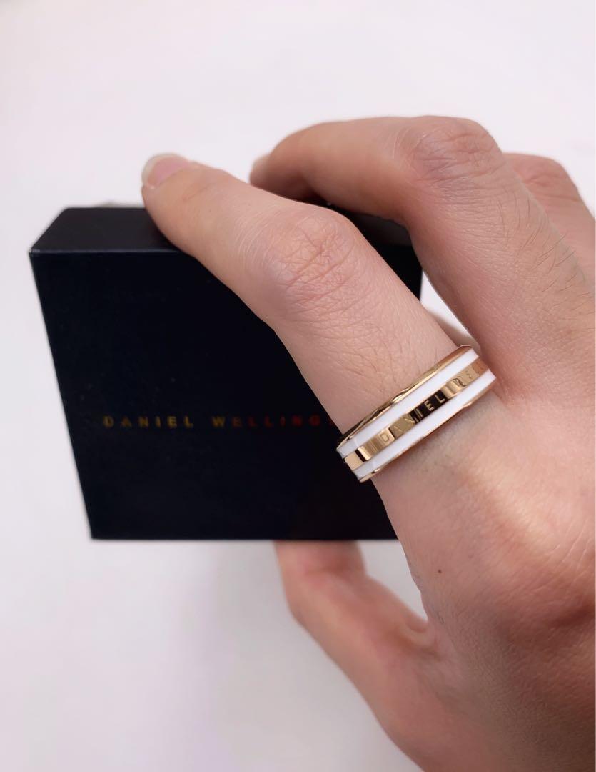 Classic ring satin white daniel shop wellington