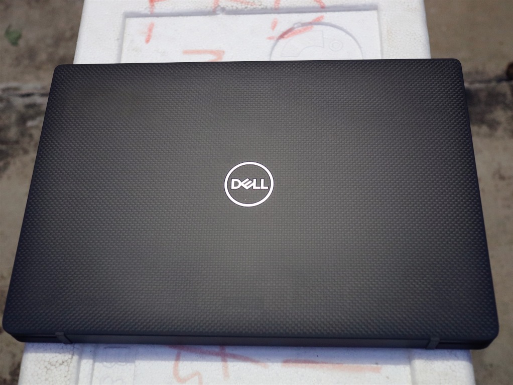 Dell Latitude 7400 Carbon Fiber, Computers & Tech, Laptops & Notebooks