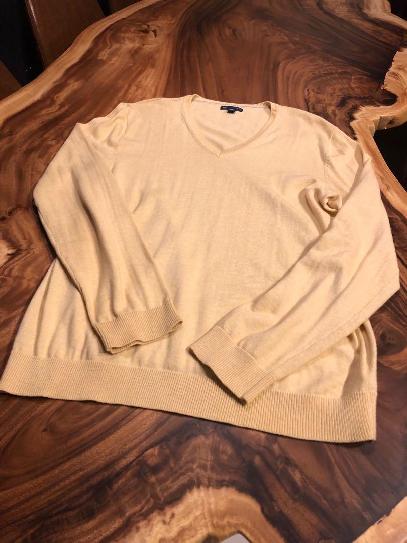 gap yellow sweater